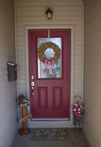 Pretty Pink tulip Decor at the Dooor