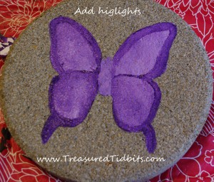 Handpainted Stepping Stone How-To Add Highlights