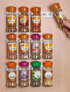broom-organizer-for-spices