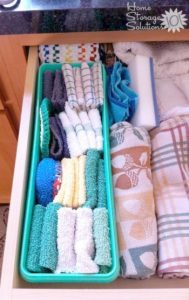 fold-you-towels-for-more-storage-space-in-your-ktichen-drawers